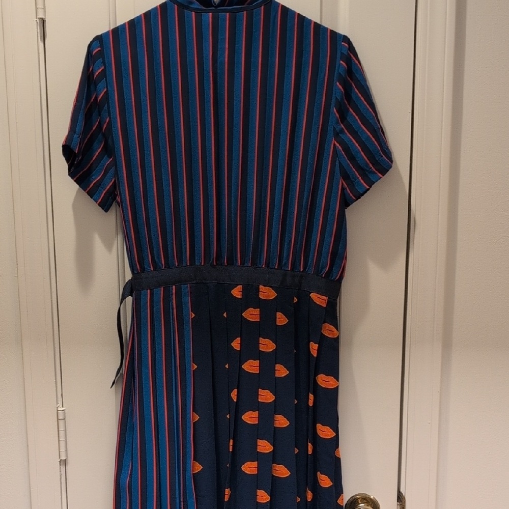 Striped And Patterned Midi Dress With Adjustable Waist Size L - Picture 6 of 10